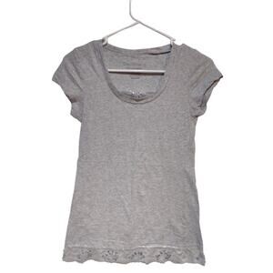 Discovery Juniors Shirt Size Medium